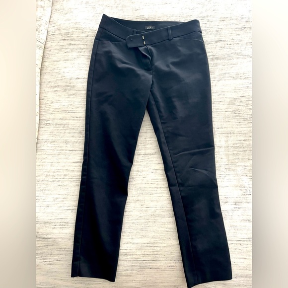 Black Cropped Ankle Pants - Picture 1 of 3